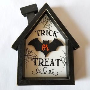 Halloween Wooden Table Decor